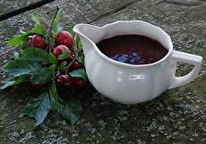 طرز تهیه رب آلوچه ترش و خوشمزه!