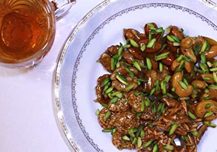 طرز تهیه سوهان عسلی مخصوص عید نوروز