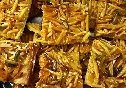 طرز تهیه شیرینی ملکه بادام (شیرینی مخصوص نوروز)