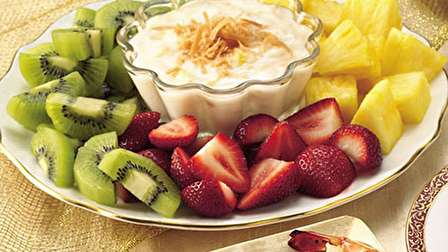 طرز تهیه ماست میوه ای سیب، هلو، کیوی و موز در خانه