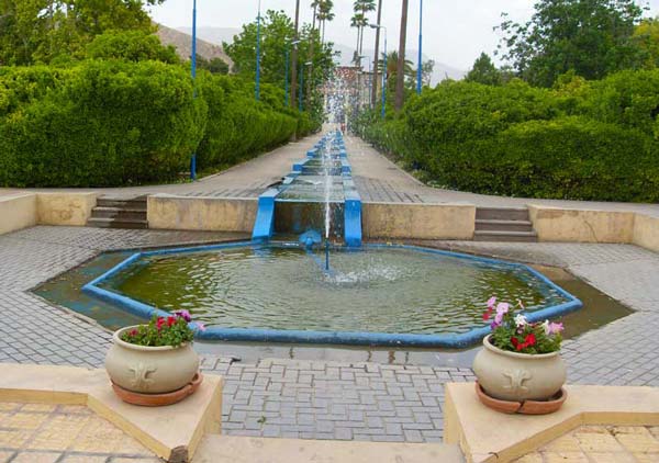 باغ دلگشای شیراز را بشناسید