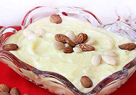 طرز تهیه حریره بادام برای نوزاد شش ماهه (۴ نوع)