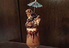 طرز تهیه شکلات گلاسه به روش کافی شاپی
