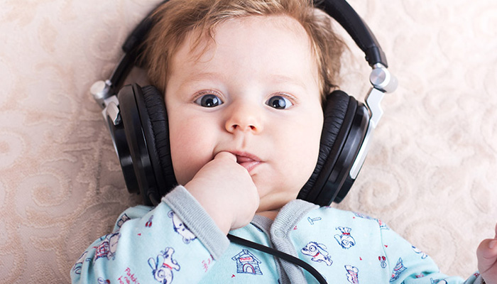 تاثیر موسیقی بر نوزادان