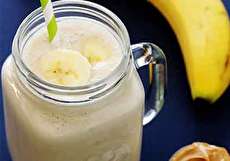 طرز تهیه اسموتی موز با سه طعم متفاوت