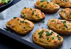 طرز تهیه سیب زمینی تنوری شکم پر به ۲ روش