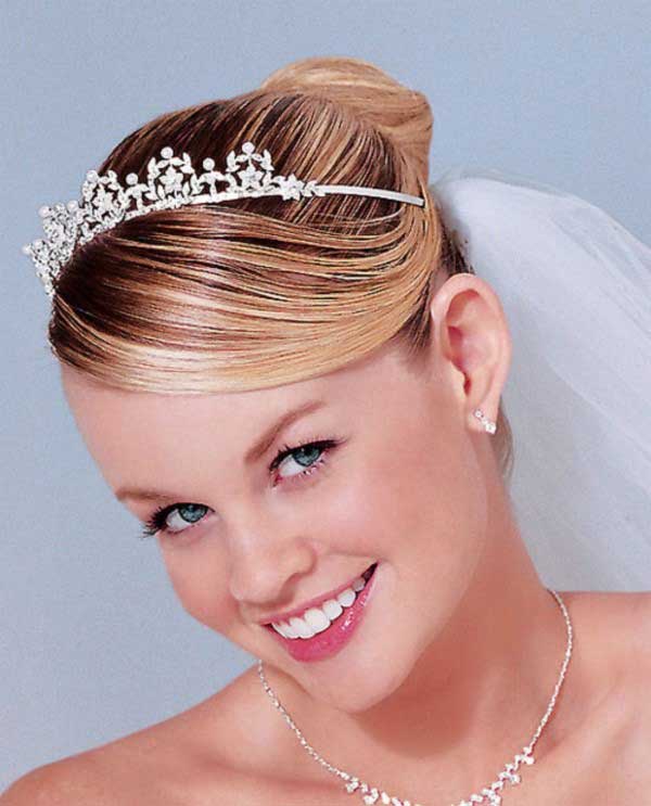 انواع مدل مو عروس با تاج قیمتی