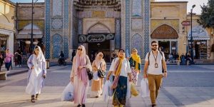 موبایل گردشگران خارجی در ایران مسدود می شود