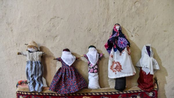 عروسک های روستای حاجی بیگی 