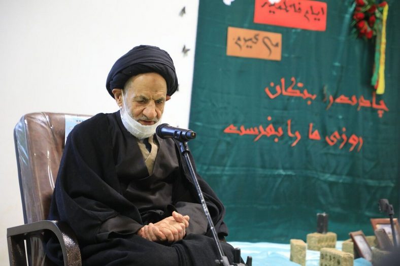 بوی چفیه آیت الله خامنه ای تا قلب آمریکا