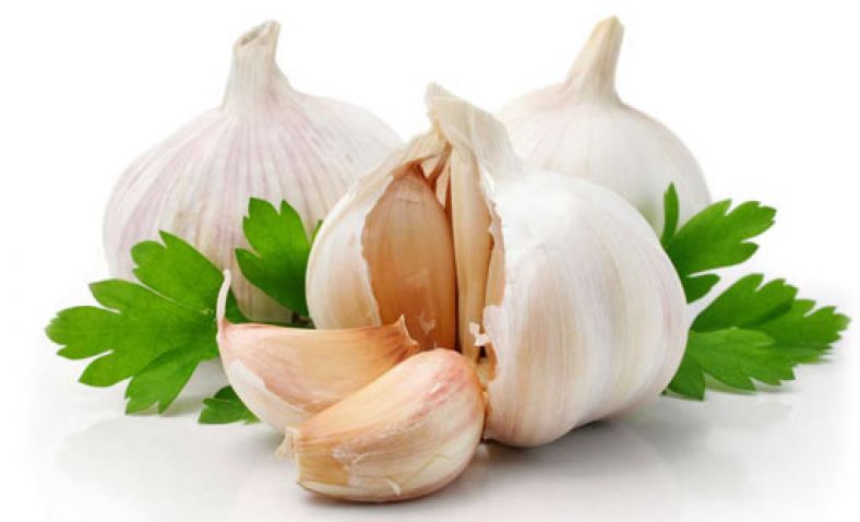 کم کردن بوی سیر در سفره هفت سین