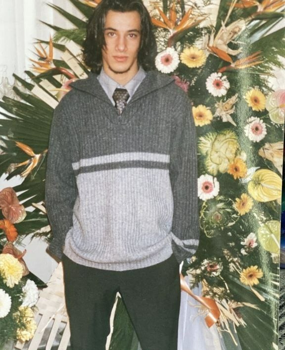 نوجوانی تتلو