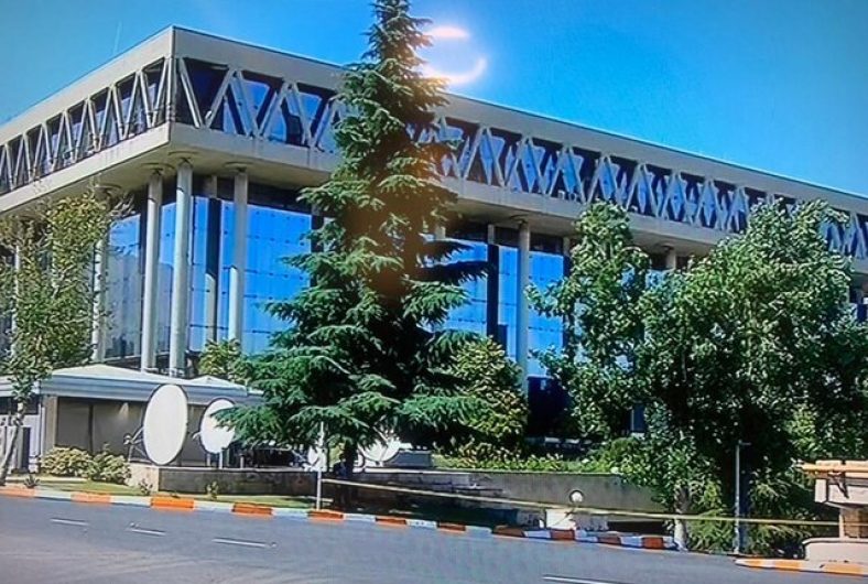۱۱ مجری تلویزیون که بازیگران معروف سینما شدند