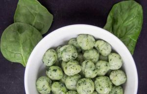 طرز تهیه ناکی سیب زمینی و اسفناج
