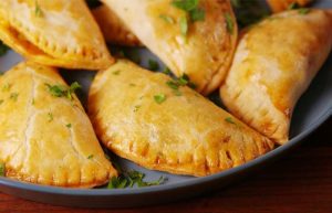 طرز تهیه خمیر پیراشکی