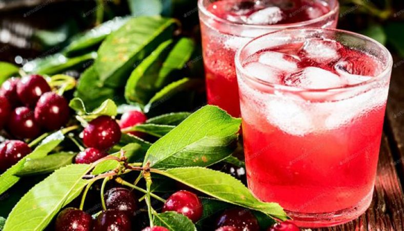 طرز تهیه شربت آلبالو خانگی خوشرنگ