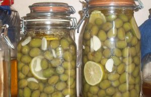 طرز تهیه ترشی زیتون