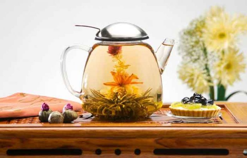 خواص عرق بیدمشک