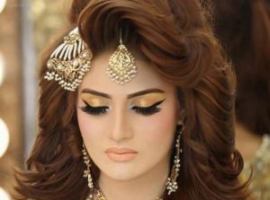 پرپشت شدن موی زنان هندی