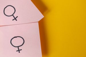 علت همجنس گرایی زنان