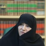 پوشش زن در مقابل پسر نابالغ