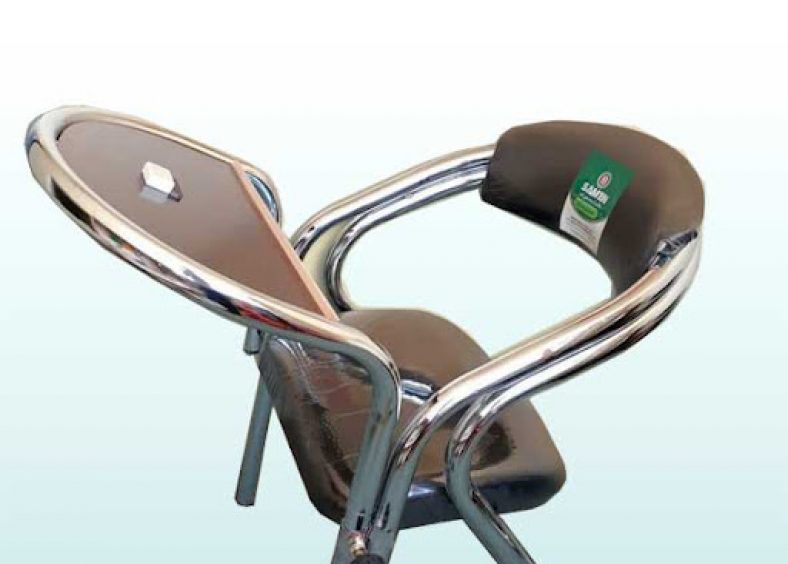 نماز خواندن روی صندلی
