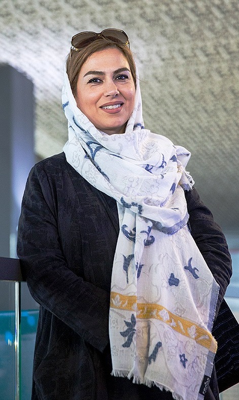 تینا پاکروان خاتون