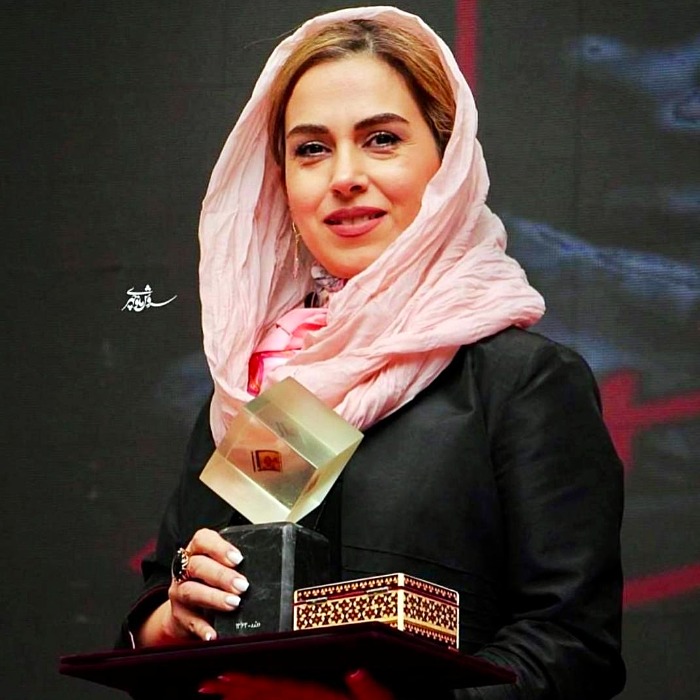 تینا پاکروان