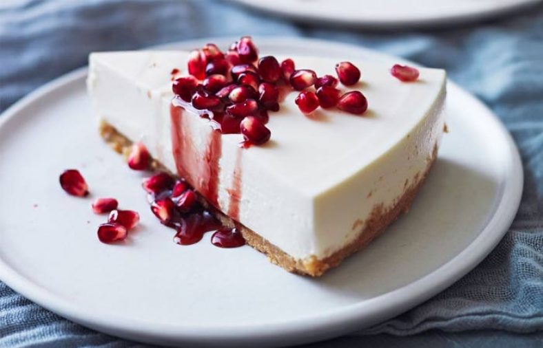 طرز تهیه چیز کیک انار