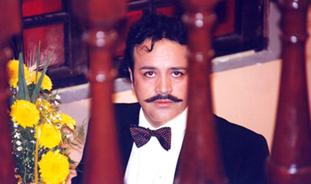 محمدرضا شریفی نیا در آدم برفی