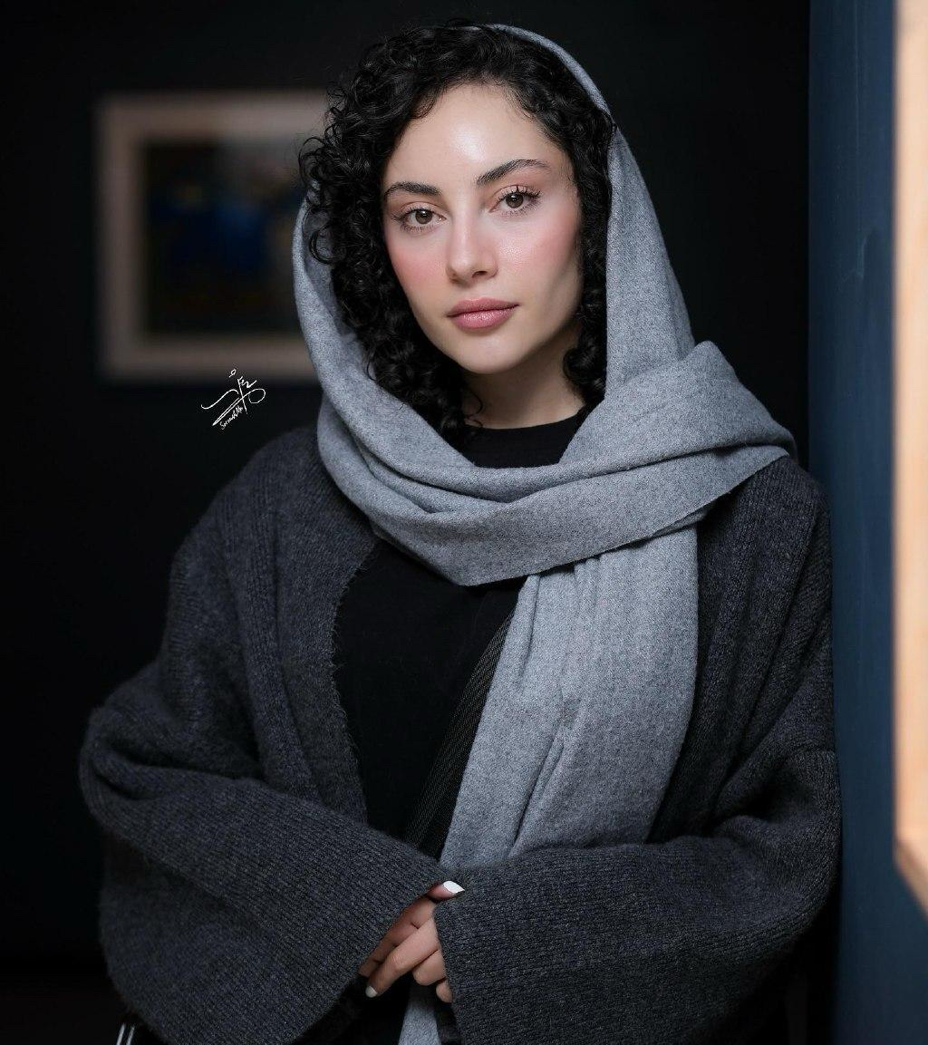 ترلان پروانه بازیگر⁩