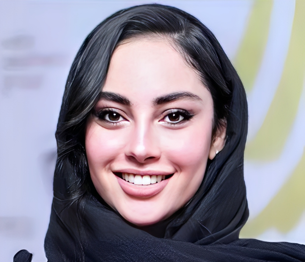 بیوگرافی و سن ترلان پروانه + عکس بچگی، همسر، شایعات و فیلم ها