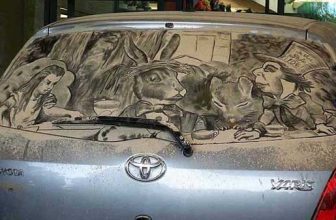 نقاشی روی ماشین‌ های کثیف