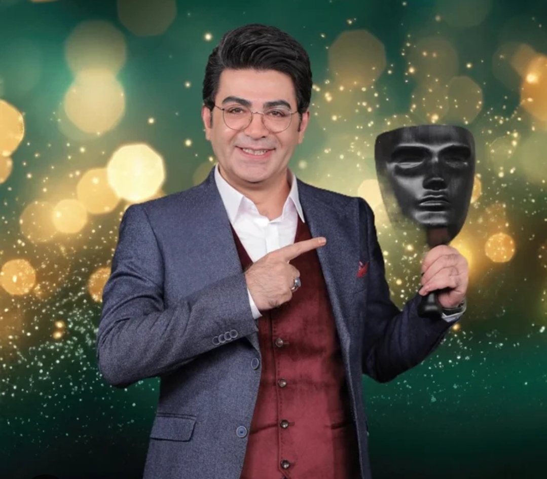 فرزاد حسنی در تئاتر