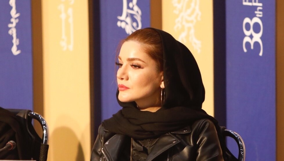 متین ستوده در فیلم سه کام حبس