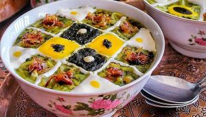 طرز تهیه آش رشته دونفره