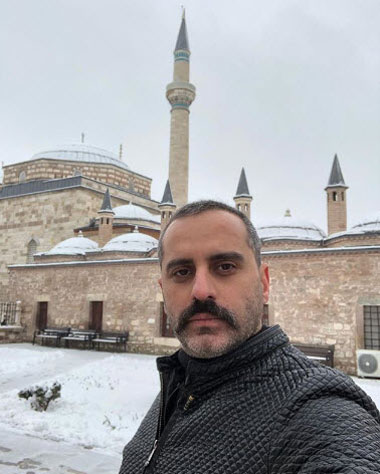 علیرام نورایی