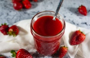 طرز تهیه شربت توت فرنگی