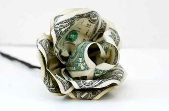 آموزش درست کردن گل رز با پول کاغذی