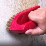پاک کردن دیوار گچی