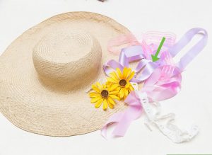 تزیین کلاه تابستانی
