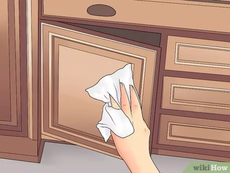 تمیز کردن کابینت آشپزخانه
