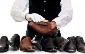 تمیز کردن کفش چرم