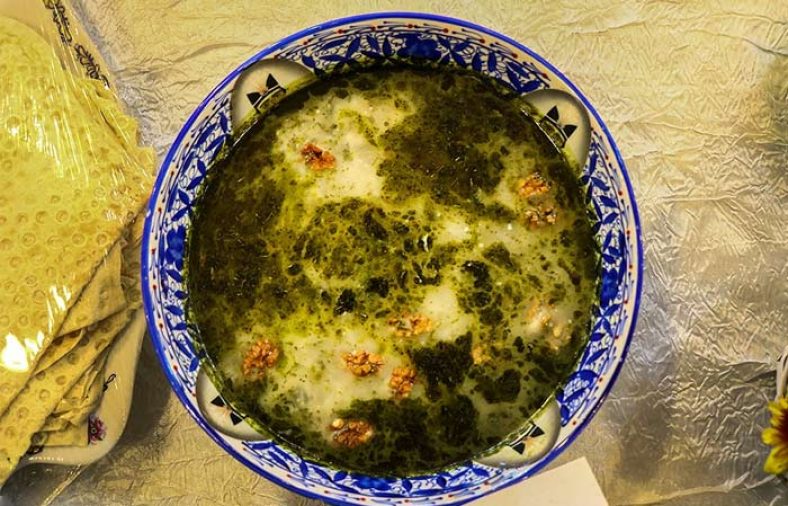 طرز تهیه اشکنه
