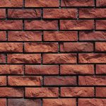 تمیز کردن دیوار آجری