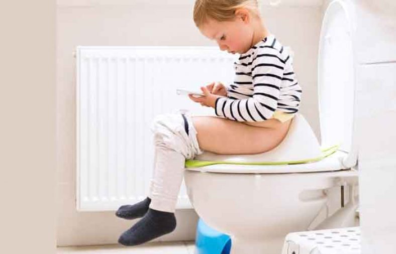 آموزش توالت رفتن به کودکان