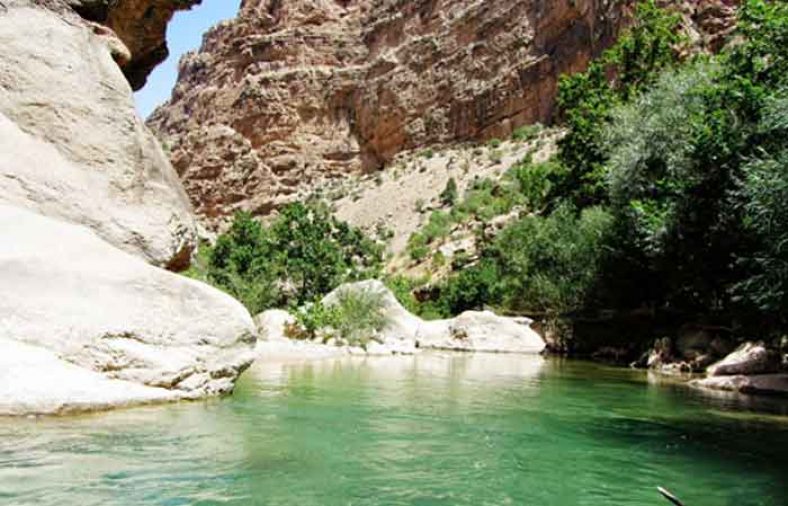 چشمه ناز
