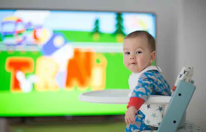 تماشای تلویزیون برای نوزادان