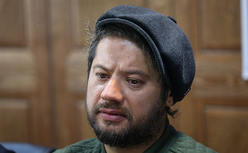 تحصیلات علی صادقی