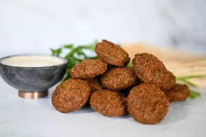 طرز تهیه انواع فلافل